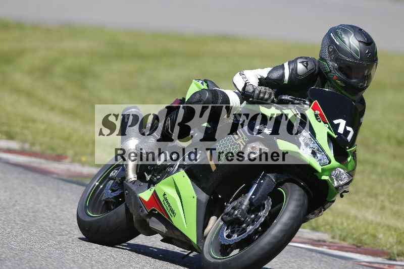 /Archiv-2025/42 07.08.2025 Peter Studer Girls Day ADR/Gruppe pink/11